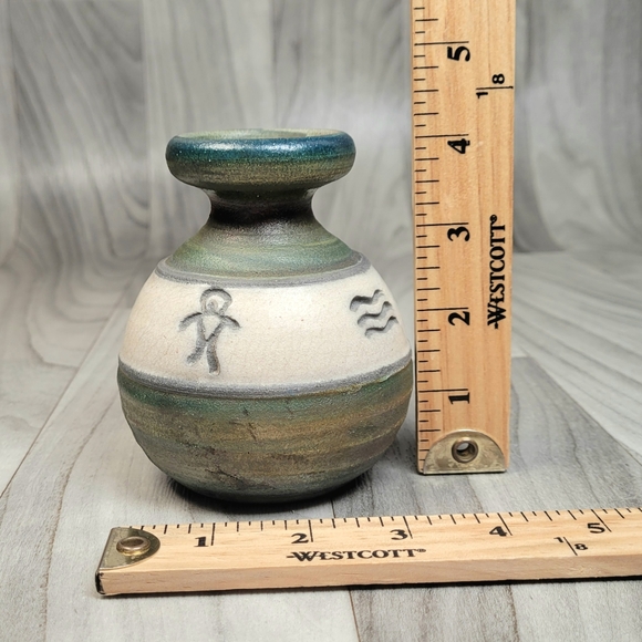 Christopher Matti Maui Hawaiian Petroglyph 2003 Raku Pottery Vase Art 4.25" - Picture 10 of 11